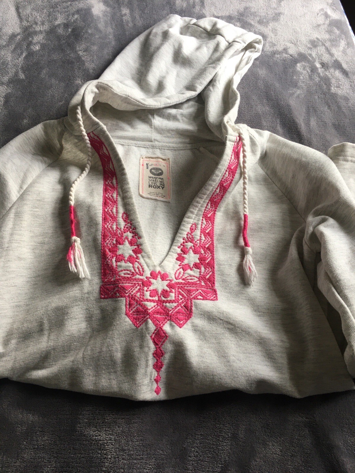 Roxy Junior’s Light Gray Pouch Pocket Pullover Ho… - image 5