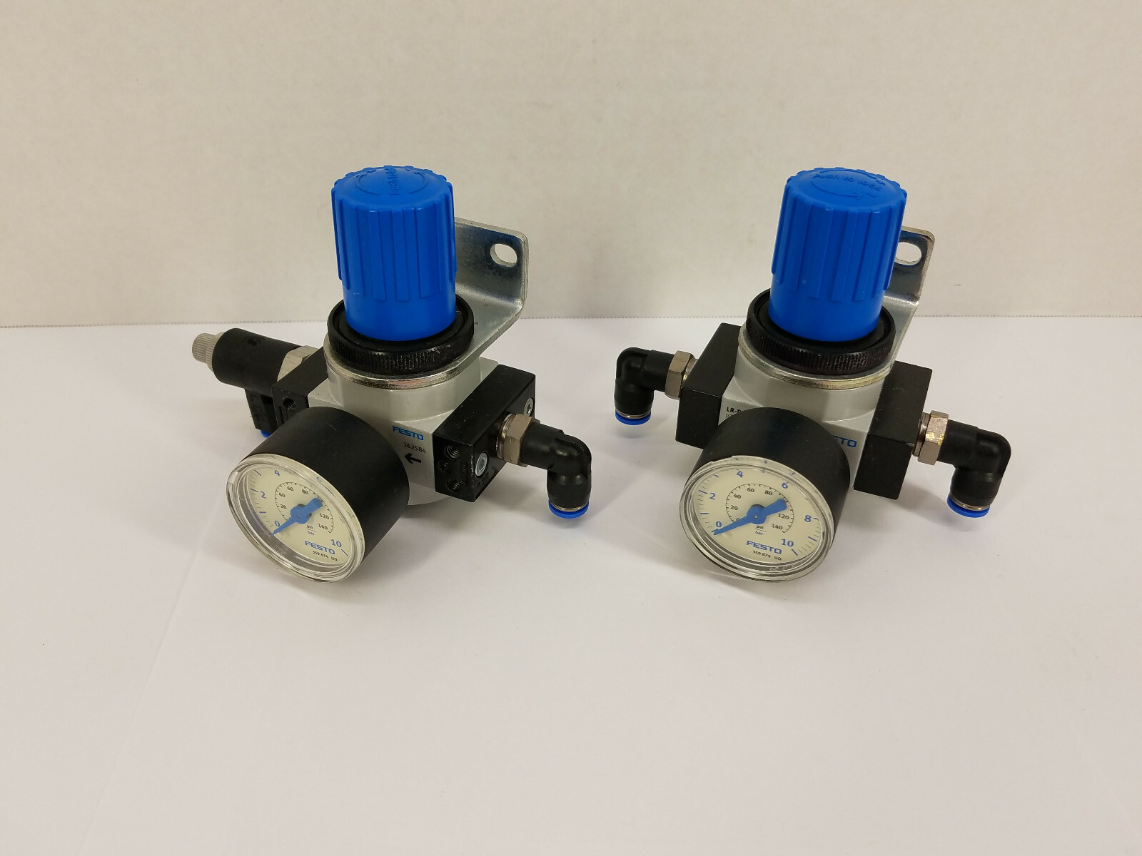 (2) FESTO LR-D-7-MINI (162584) Manual Pressure Regulator w/ 359874 Gauge