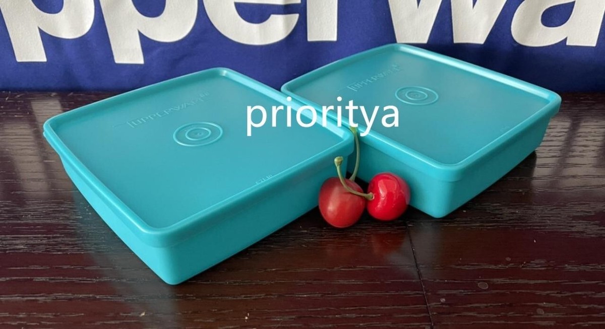 Tupperware Square Away Container 400ml / 13oz Set of 2 Blue
