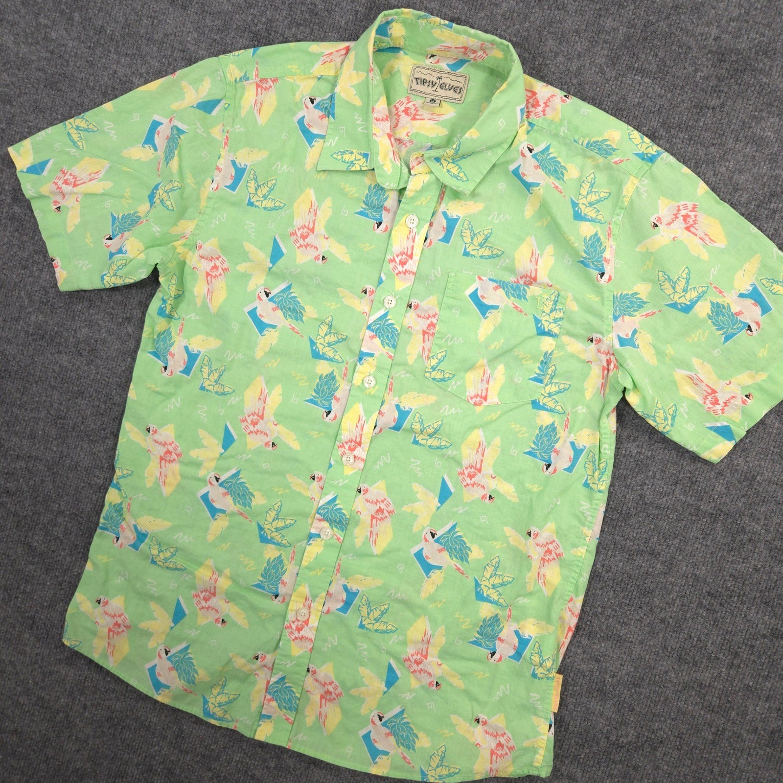 Tipsy Elves Shirt Mens M Green Parrot Bird Tropical AOP Short Sleeve Button Up