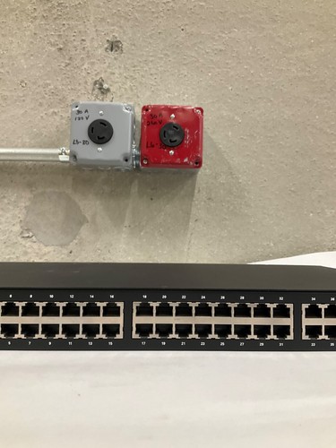 Digi Passport 48 Modem 48-port Integrated Console Server 50001352-01 A - Picture 10 of 11
