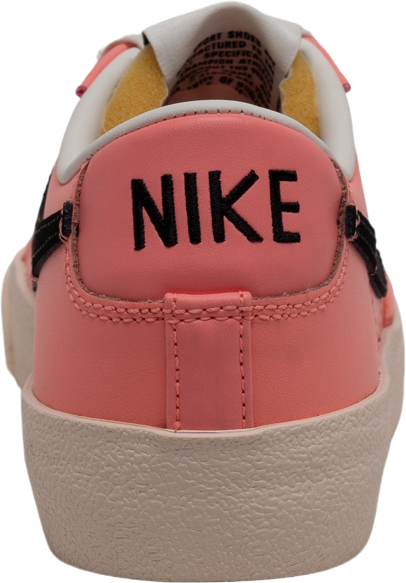 blazer mid 77 atomic pink