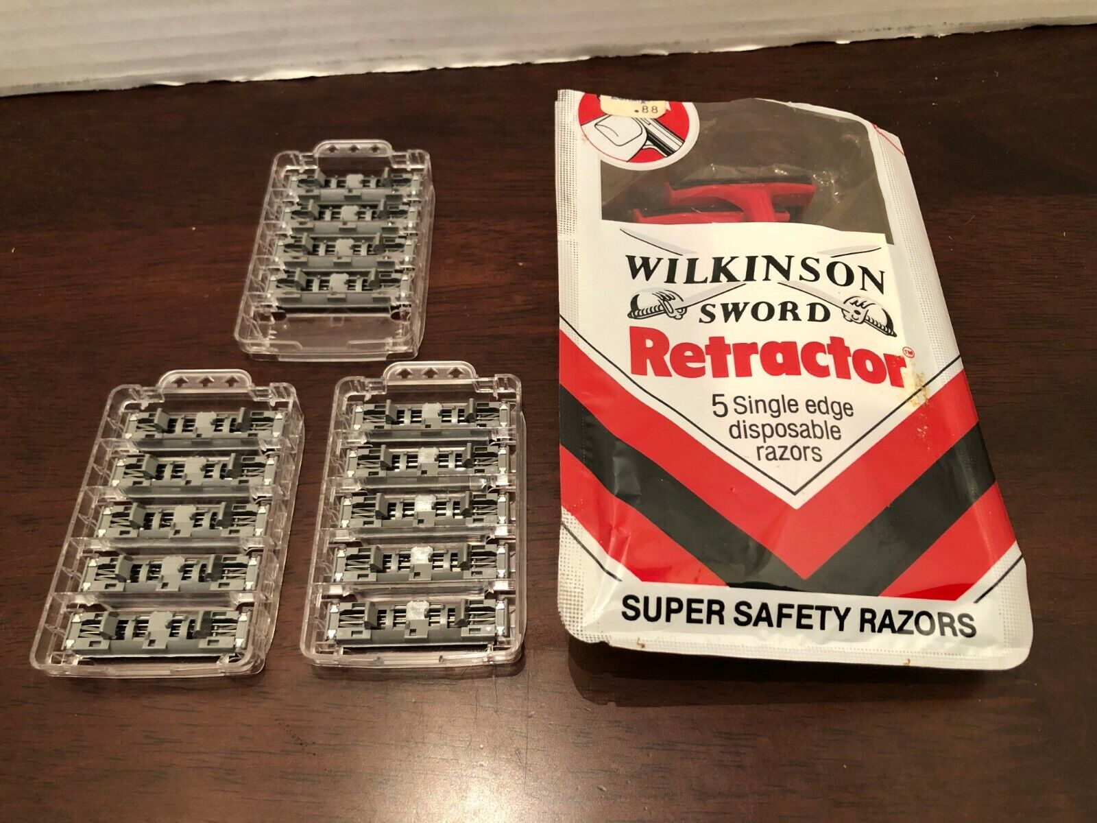 Disposable Razors 通信販売 Blades Mixed Lot Preowned Wilkinson Gillette; 【年中無休】 Sword
