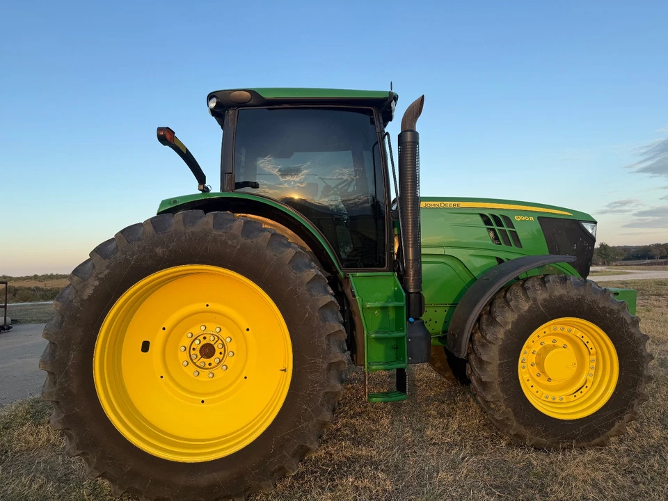 2012 John Deere 6190R Tractor -- RARE -- Low Hours and Pre-Def - Image 3 of 4