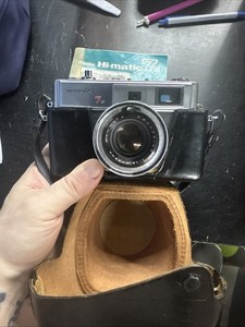 Minolta Hi-Matic 7s 35mm Rangefinder Camera with Rokkor-PF Lens & Case