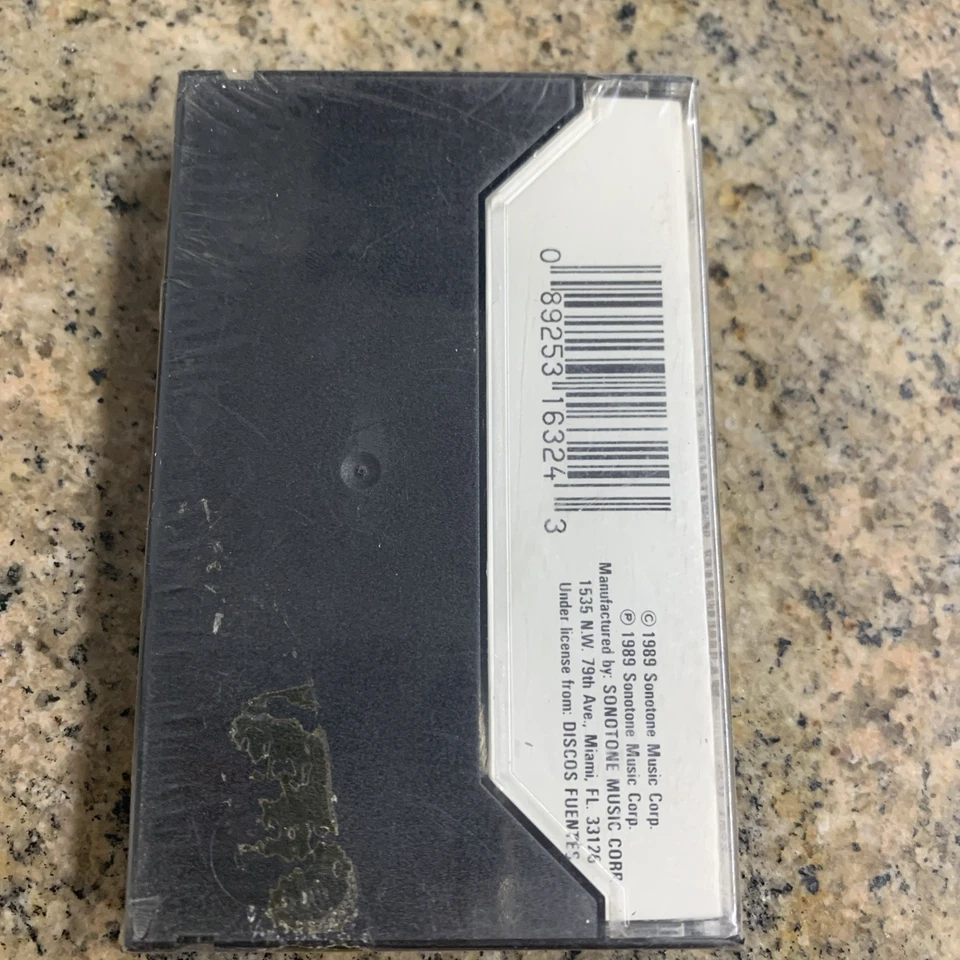 SONORA DINAMITA ES UN ESCANDALO CASSETS 1993 NWP IS89923 USED MB - Image 2 of 2