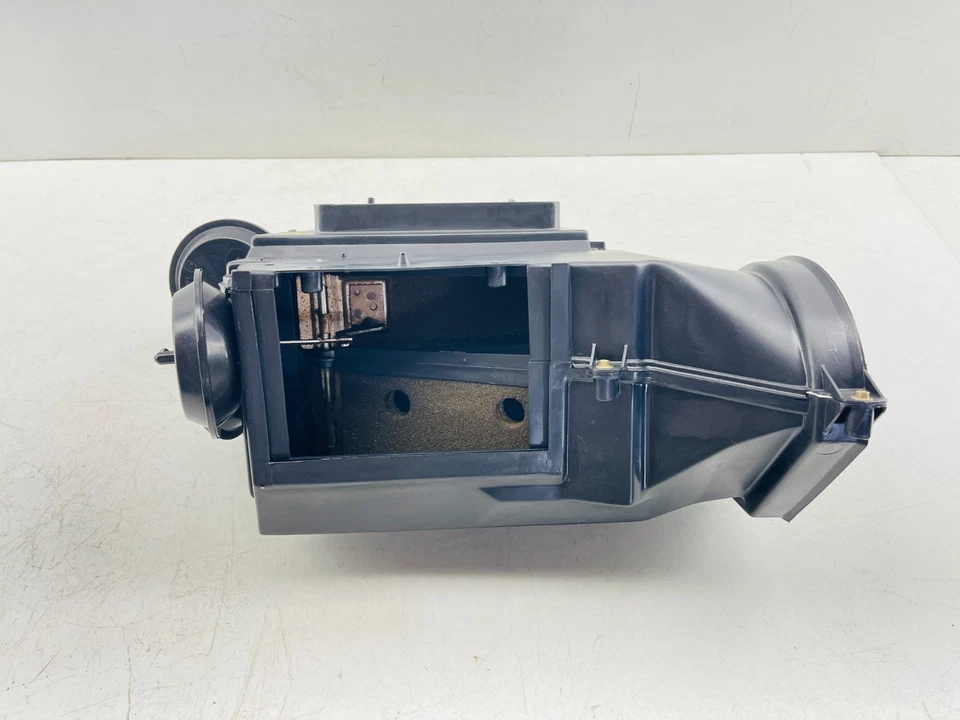 1991-1996 Chevrolet Corvette C4 AC Heater Air Distribution Duct OEM 52455932 - Image 3 of 4