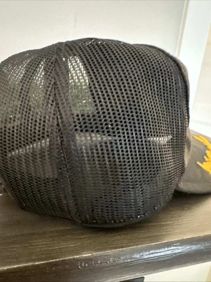 Винтажная бейсболка Mack Trucks Snapback Trucker Hat Gold Leaf - Изображение 4 из 4