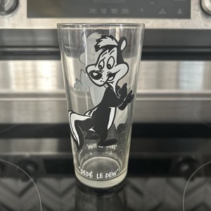 Vintage 1973 Pepe Le Pew' Pepsi Collector Series Warner Bros Glass