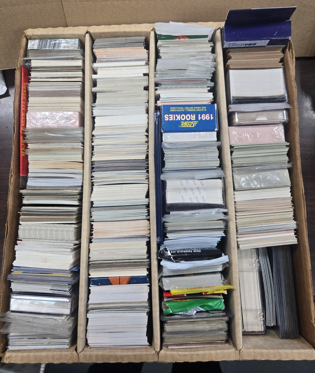 3000 Unsearched Mixed Sports Trading Card Lot Mlb,Nba,Nfl Non Sports Memorabilia