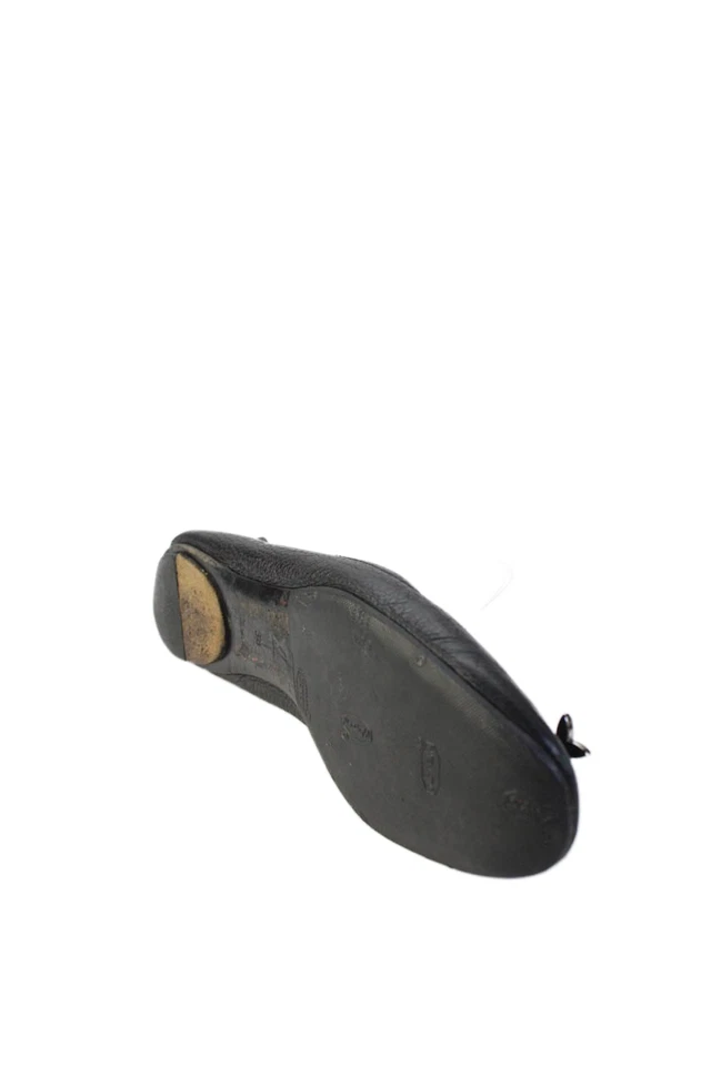 Zapatos planos de ballet de cuero con puntera redonda sin cordones negros talla 38 de Louis Vuitton para mujer Foto 4 de 4