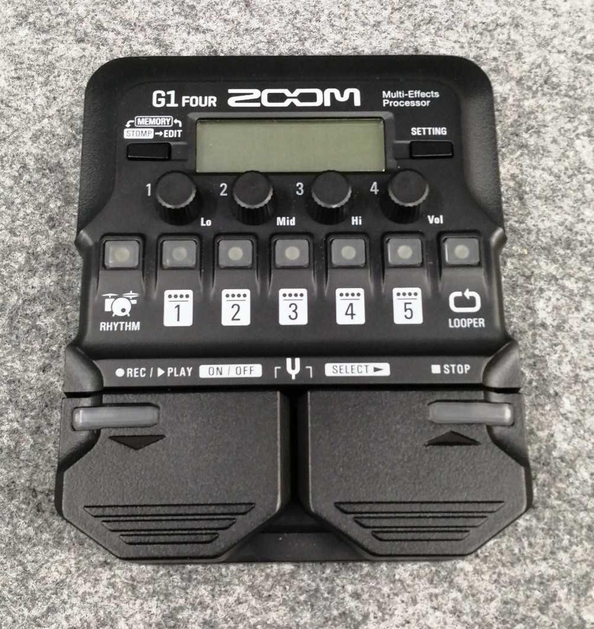 Pédalier d'effets guitare ZOOM G1 FOUR - testé et fonctionnel - Multi-FX G1