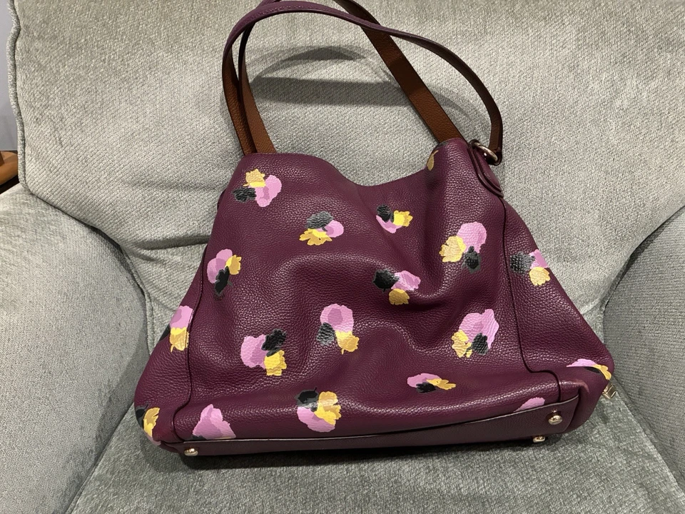 Bolso de hombro Coach Edi Plumb floral Foto 3 de 4