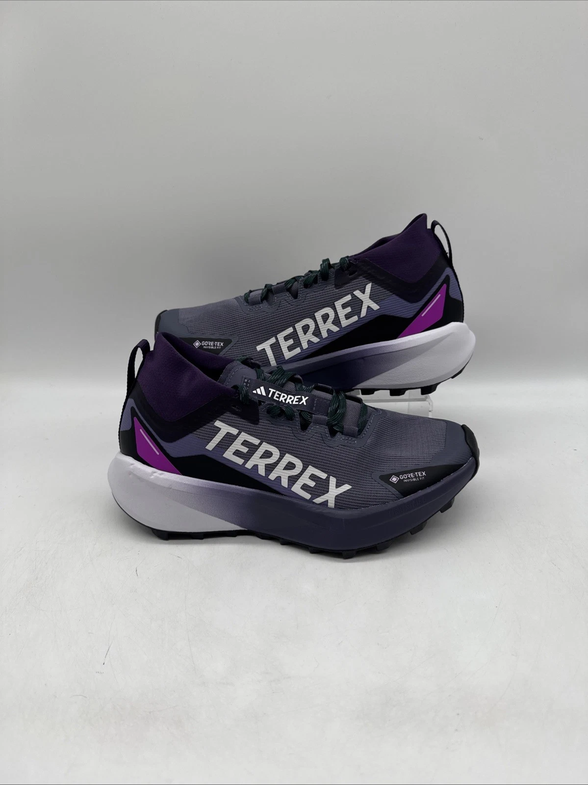 Adidas Women’s Terrex Agravic GTX Trail Running Shoe Purple UK 6 EU 39 1/3 New