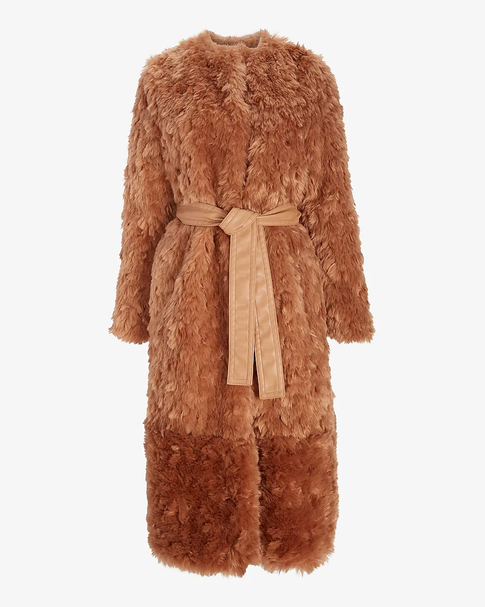 Plus size shaggy deals faux fur coat