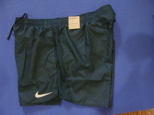 Men's Nike Challenger Dri-FIT 5 