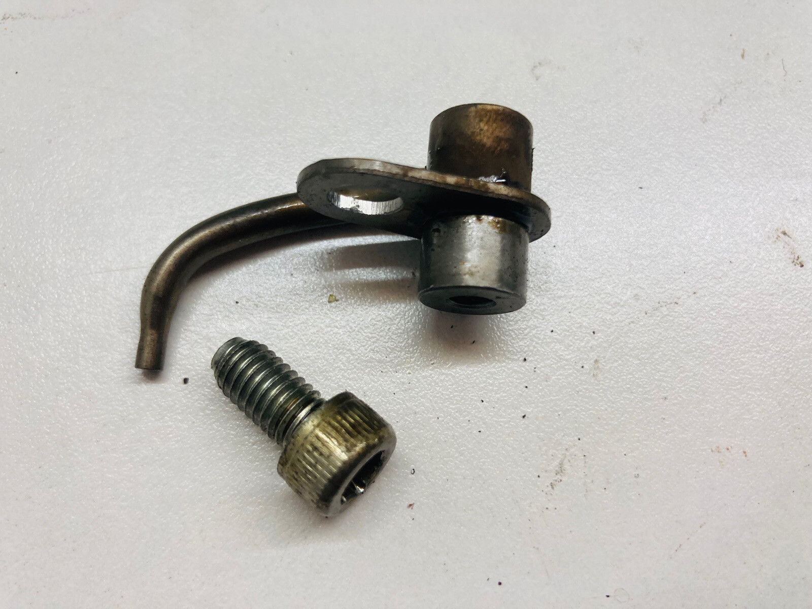 KIA SPORTAGE PISTON OIL SPRAY JET HYUNDAI TUCSON 1.6 TGDI G4FJ 177 BHP