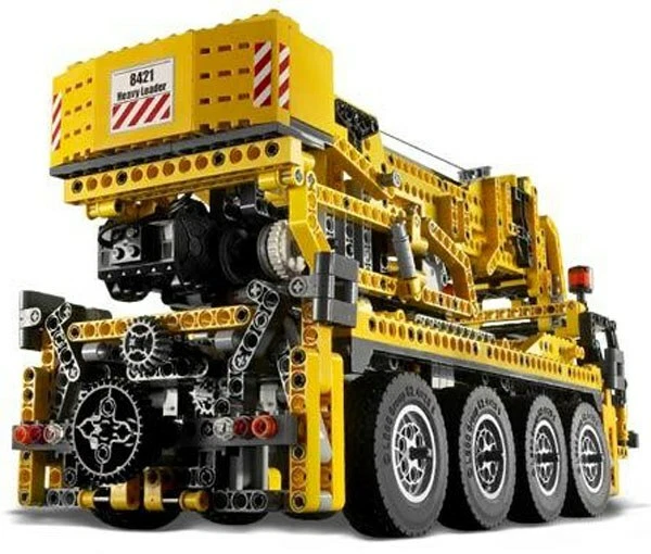 LEGO Technic 8421 - Pneumatik Kranwagen mit Motor - zusamengebaut 