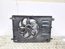 VOLVO V40 2016 2.0 PETROL RADIATOR COOLING FAN 31439882