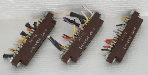 McIntosh MAC 1900 Receiver Part : Three Connectors ( A )