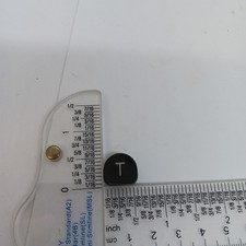 1951 Royal Quiet De Luxe Typewriter T Key thumbnail