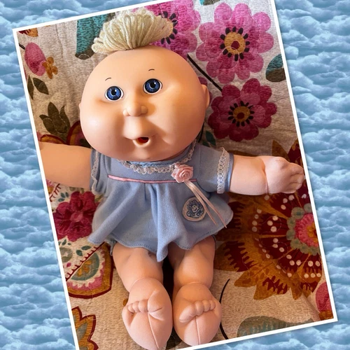 Cute Vintage Cabbage Patch Kids Doll Girl Blonde Blue Eyes Baby Preemie Hasbro
