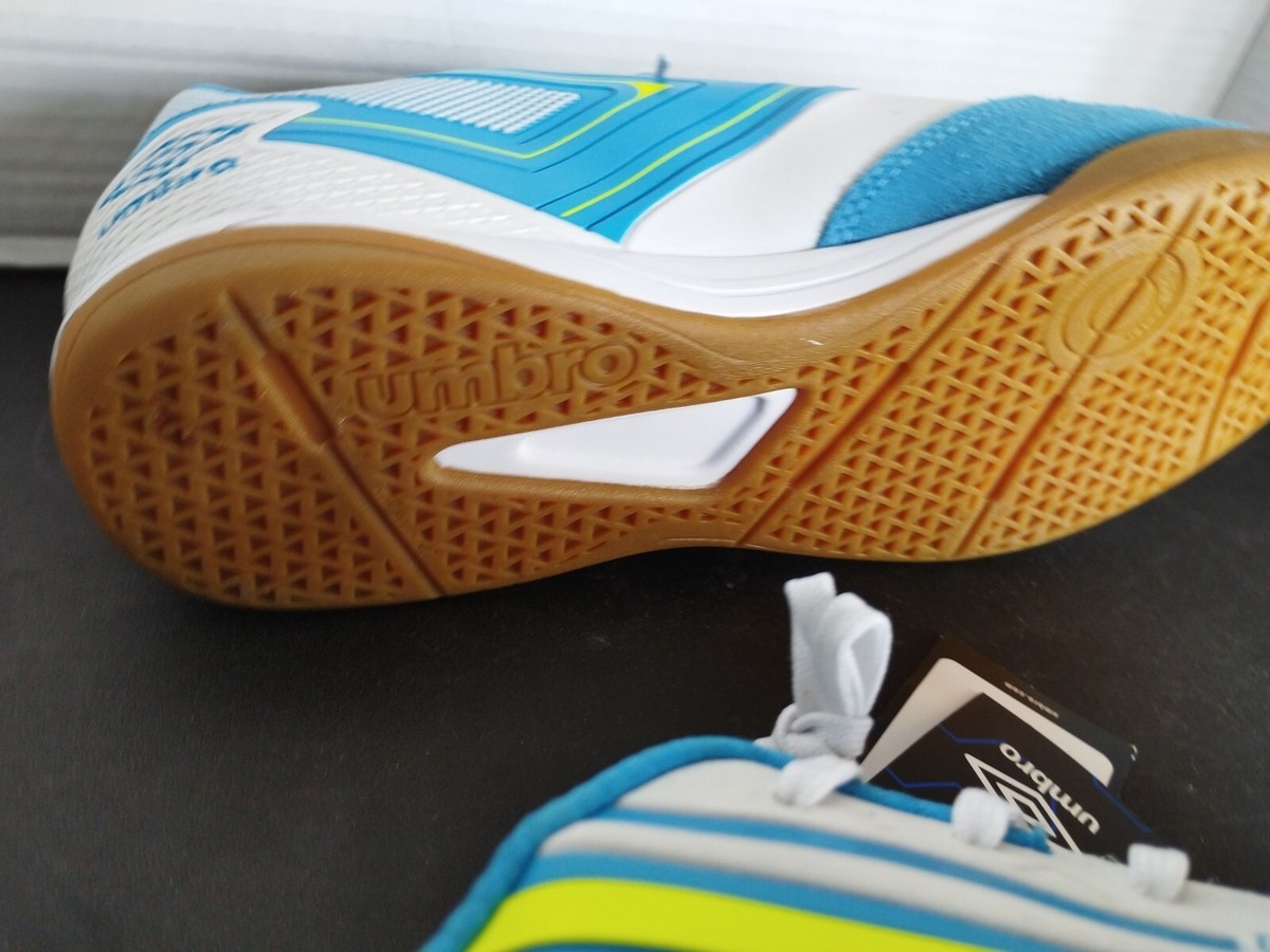 Umbro Pro 5 Club Bump 360 Zone Indoor Soccer Futsal Shoe Umbro Pro 5 Club Bump 360 Zone Indoor Soccer Futsal Shoe