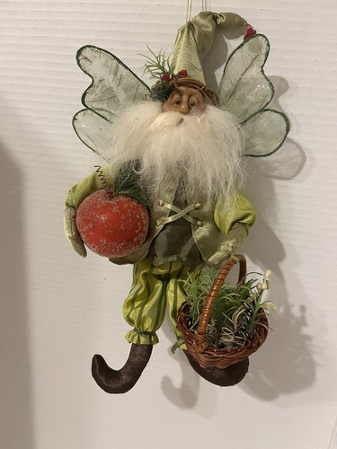 Vintage seasons of Cannon Falls Santa Fairy with an apple and Basket - Picture 4 of 9
