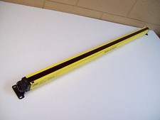 BANNER MSE4024Y MINI-SCREEN LIGHT CURTAIN - USED - FREE SHIPPING