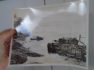 DIEPPE RAID AFTERMATH PHOTO 10/8inch VERGRÖSSERUNG DEUTSCHES FOTO AUSSTELLUNG b