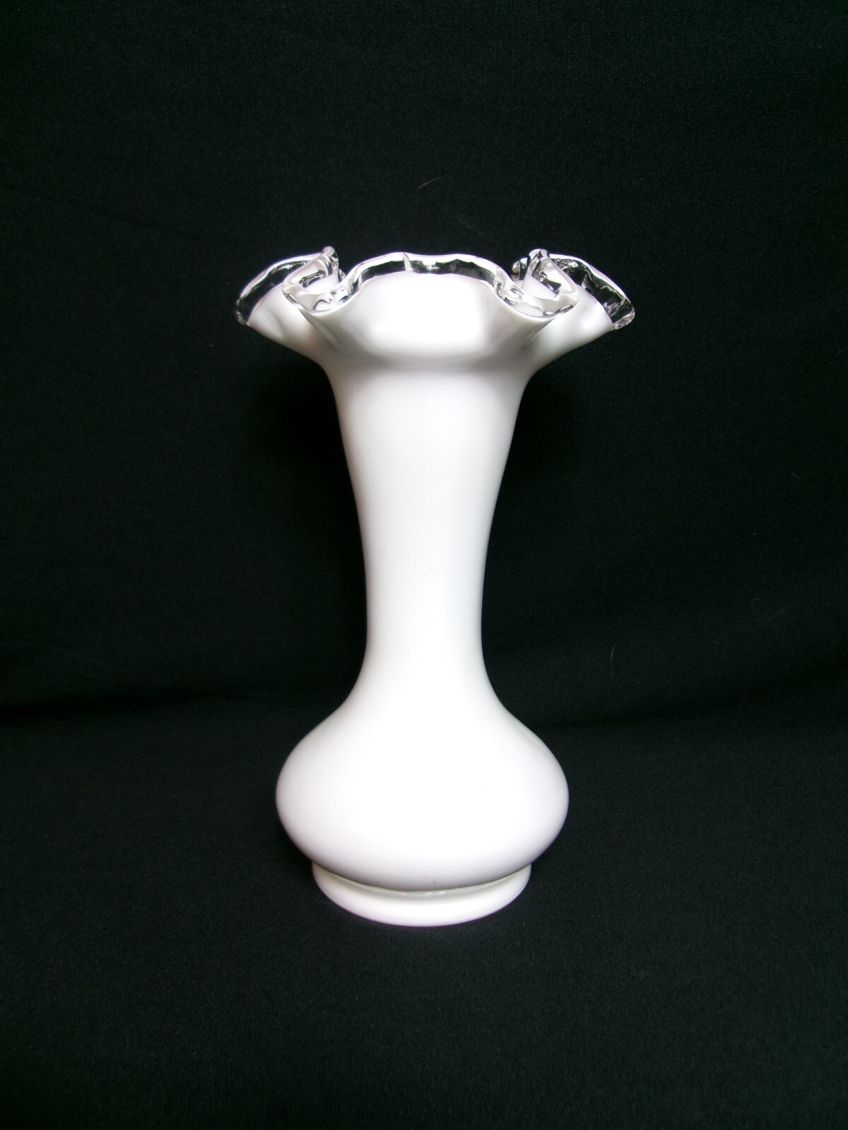 Elegant Silvercrest Vintage White Milk Glass 8