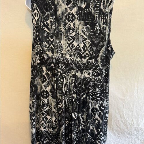 C-132 Nina Leonard PLUS SIZE 3X Black & White Sleeveless Maxi Dress - Picture 8 of 12