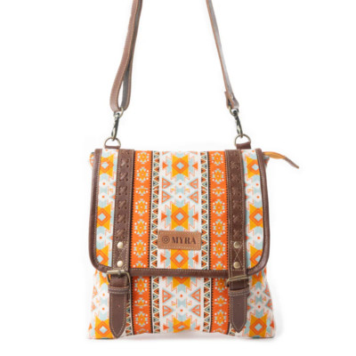 Myra Canyon Star Concealed Carry Bag In Orange / White
