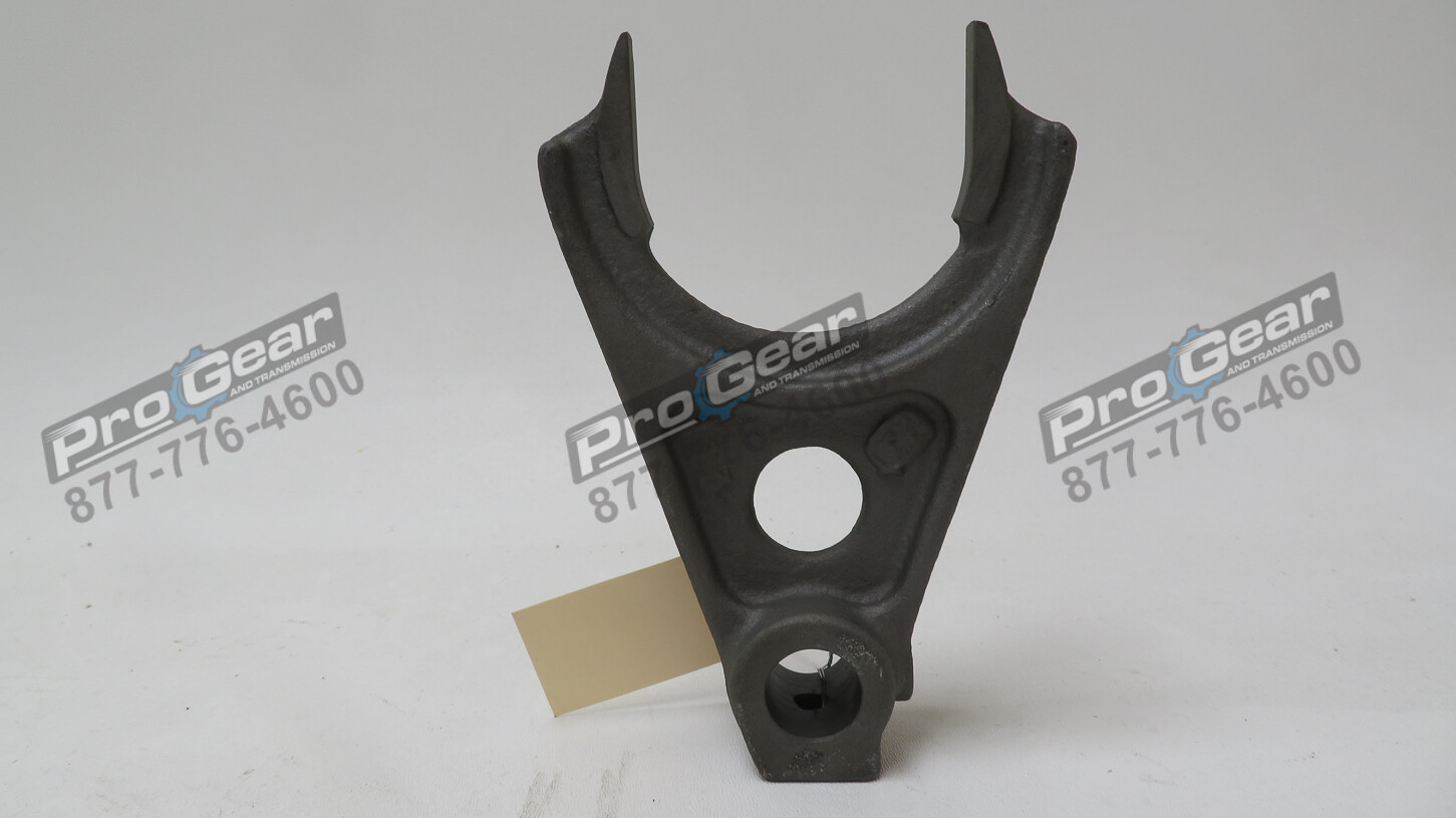 FABCO TRANSFER CASE PART 3670293 FORK TC38 367263 Casting number eBay