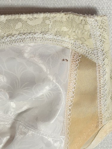 Playtex 18 Hour Bra Comfort Strap Size 38B style 4693 White Soft Cup NOS VTG - Picture 10 of 19