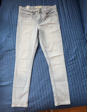 Levi's Women's 311 Shaping Skinny Light Wash Blue Denim Jeans Slim Fit 30