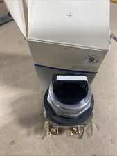 Allen-Bradley 800T-J91A 3-Position Knob/Wing Lever White Standard Knob