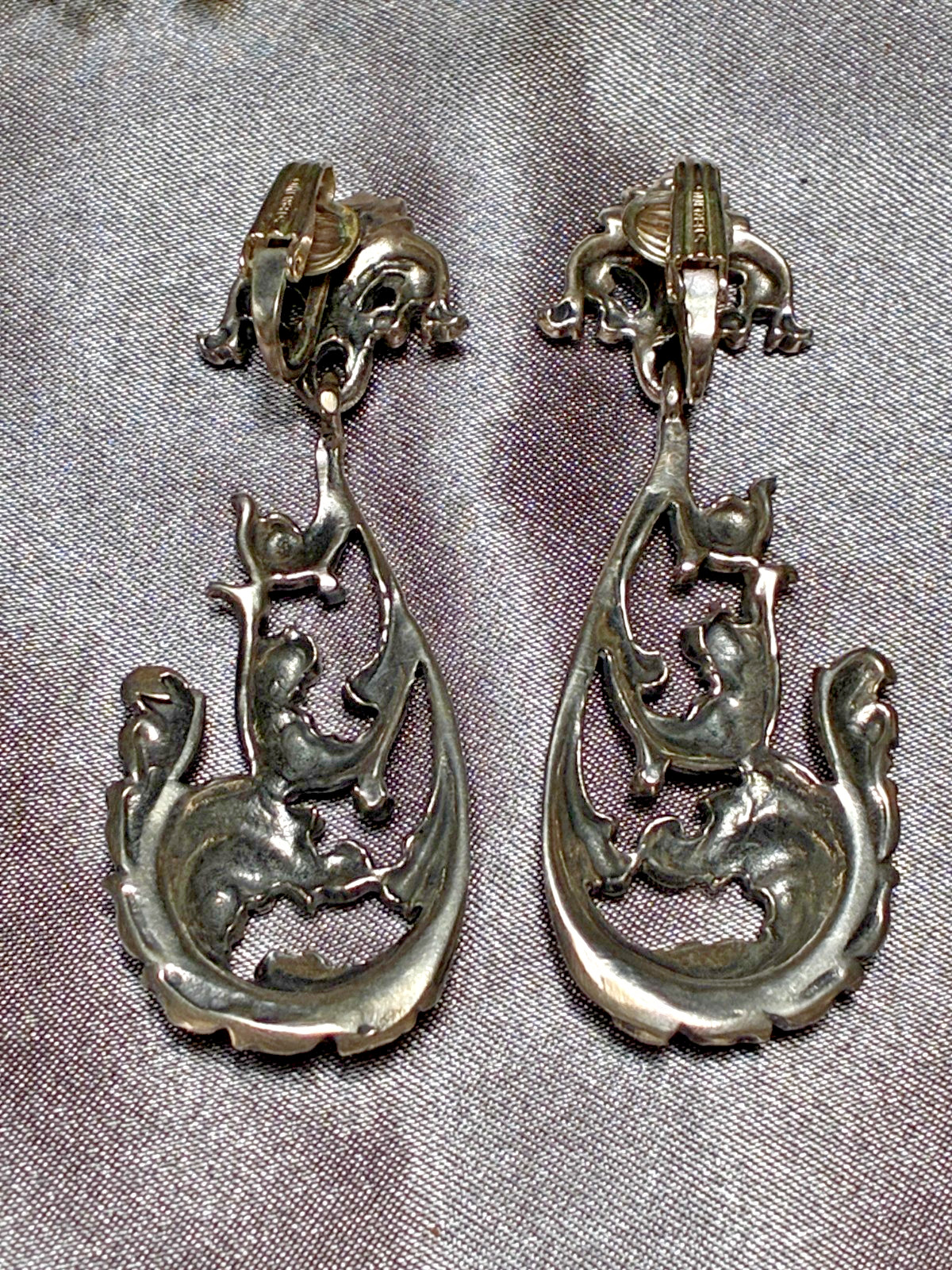 Elegant Vintage Art Nouveau Ornate Feather Scroll Sterling Clip On Earrings