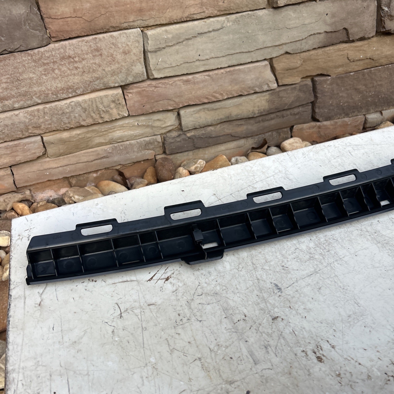 2020-2021 Bentley Continental GT GTC Bracket 3SD807997A OEM