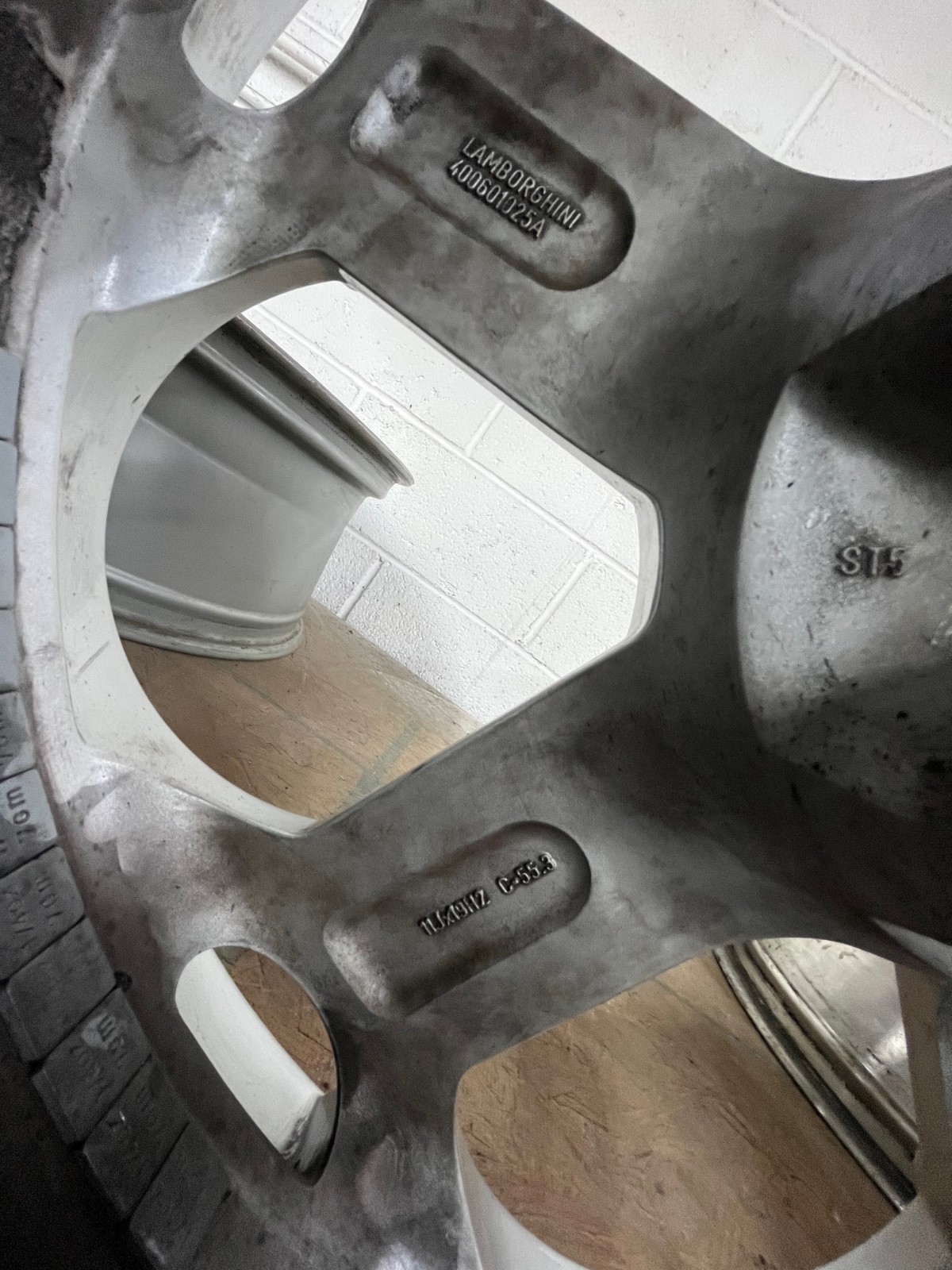Lamborghini Gallardo 2003-2013 OEM Cassiopeia Rear Wheel Rim 5x112 19x11