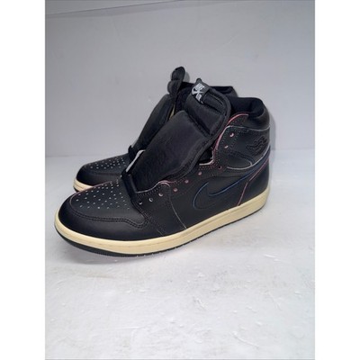 Air Jordan 1 Retro High OG Black Metallic Gold DZ5485-002 Mens 9.5 Sneakers