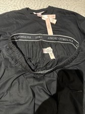 Victoria Secret Pijama Set 2 Pieces Size Small Black shorts And Top