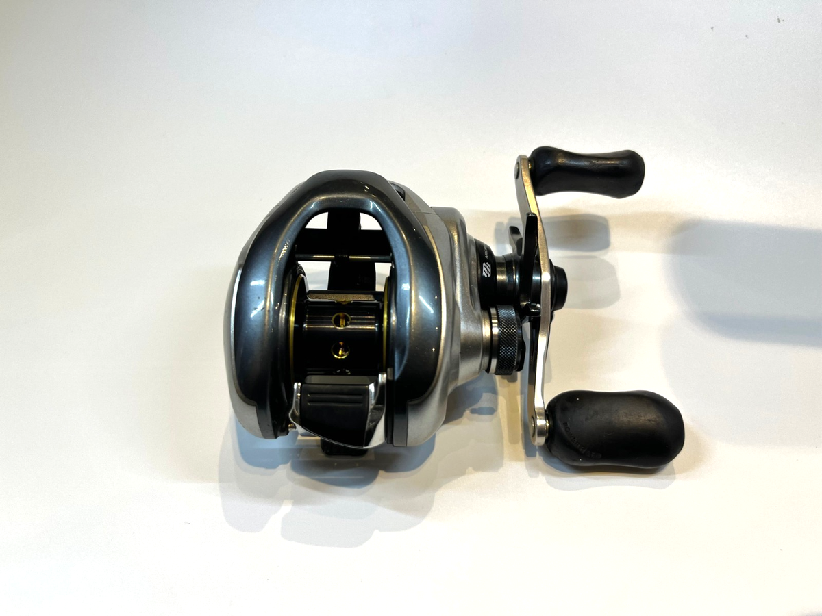 SHIMANO 13 Metanium Right Handed Bitcasting Reel Japan USED | eBay