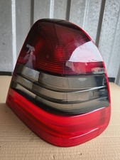 Rücklicht Rückleuchte Mercedes-Benz W202 ULO3301 rot / Schwarz für Rechts Rücklicht Rückleuchte Mercedes-Benz W202 ULO3301 rot / Schwarz für Rechts