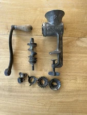ANTIQUE Universal #2 Food Chopper Meat Grinder 3 Blades Nut Butter LF&C 1899