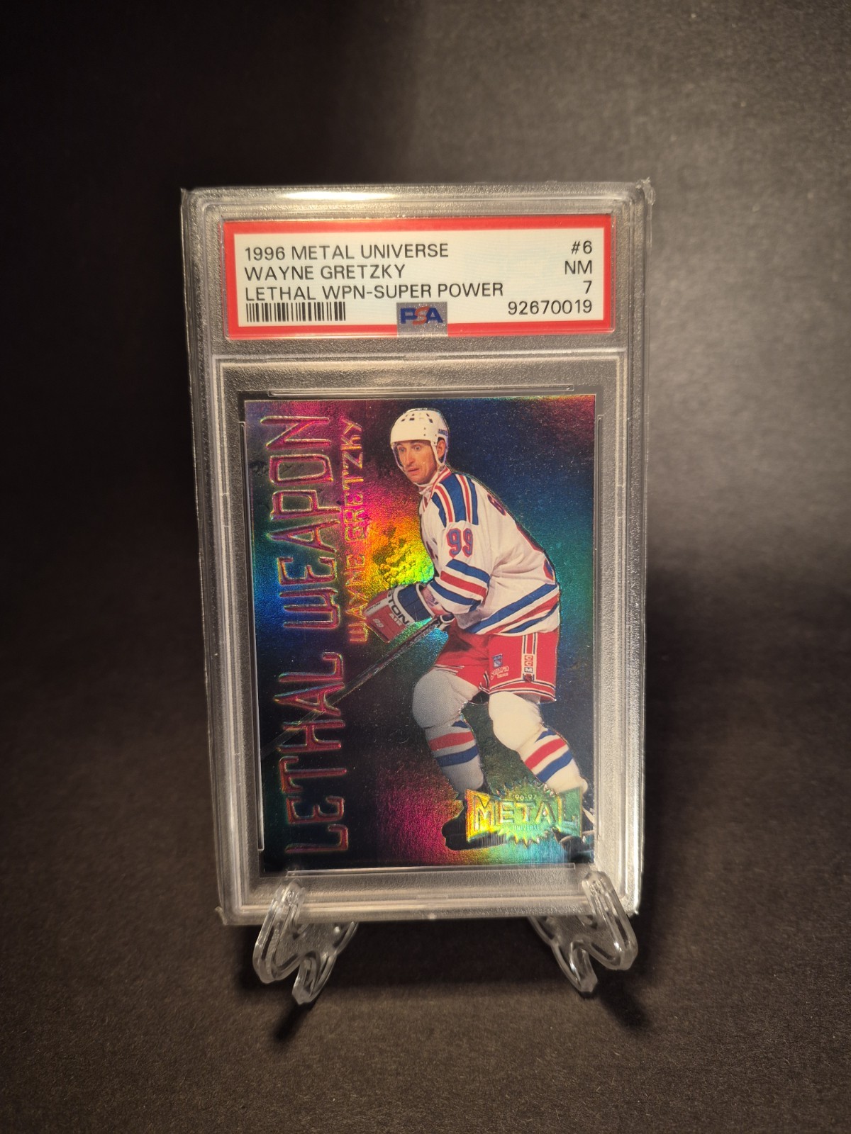 1996 Metal Universe #6 Lethal Weapon Super Power Wayne Gretzky PSA 7 view 3