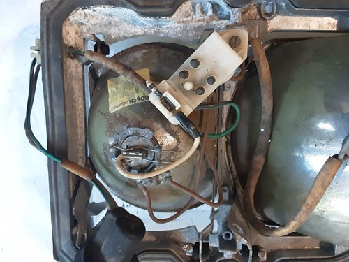 Mercedes W116 Original Bosch H4 Headlight Headlamp1305543055 UK Drivers Offside - Picture 7 of 7