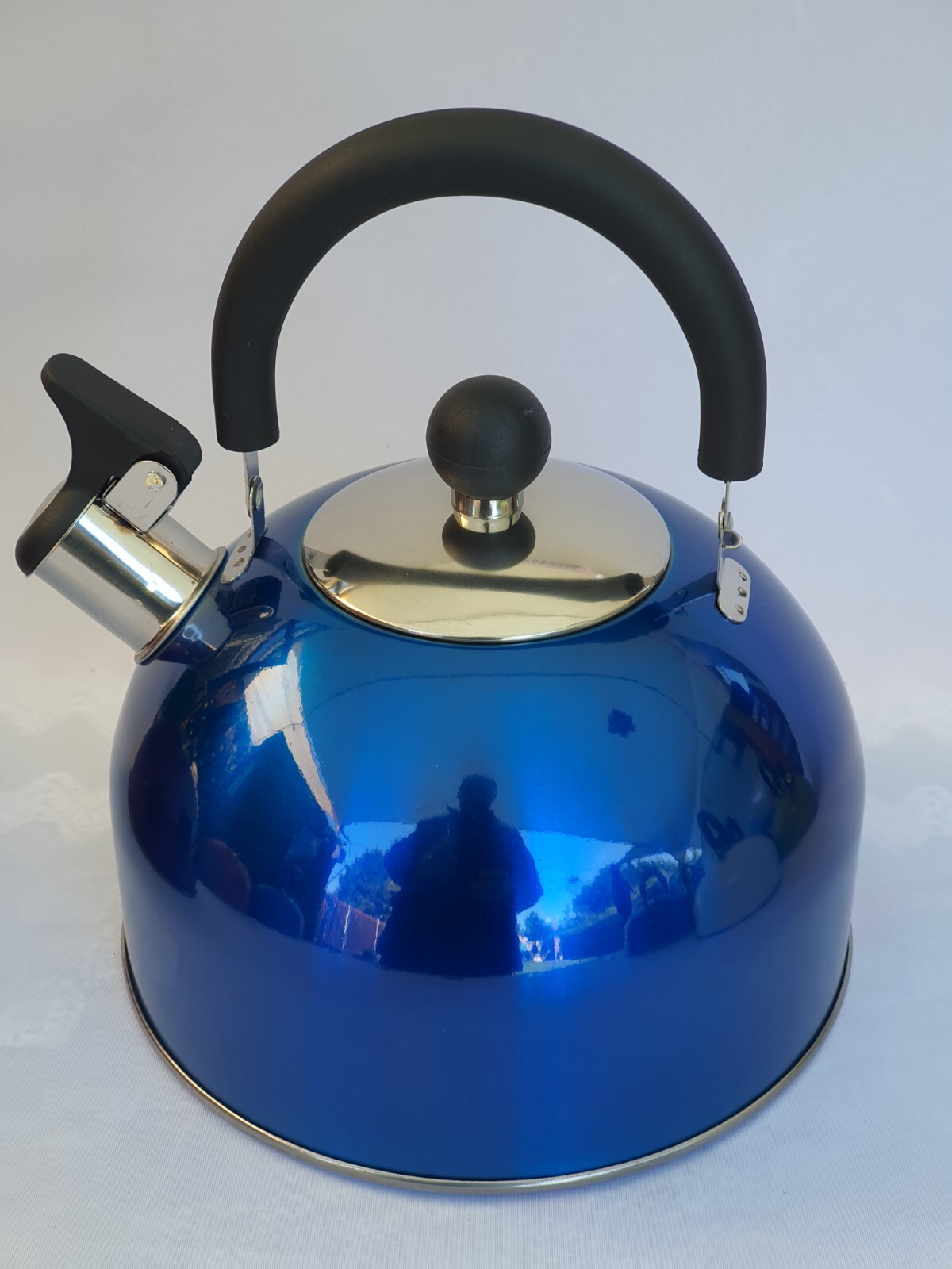 Stainless steel stove top whistling tea 2.5 Litre kettle Fast boiling