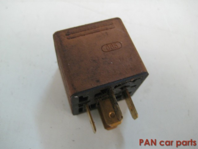 0332209136 реле bosch