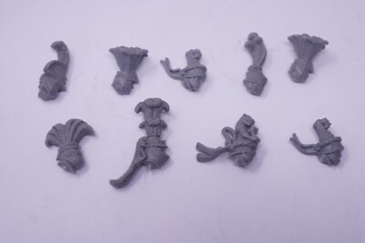 Warhammer alte Welt Imperium Waffenkammer Teile Ritterorden Kavallerie Helmköpfe x9